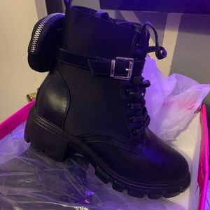 Black boots size 10